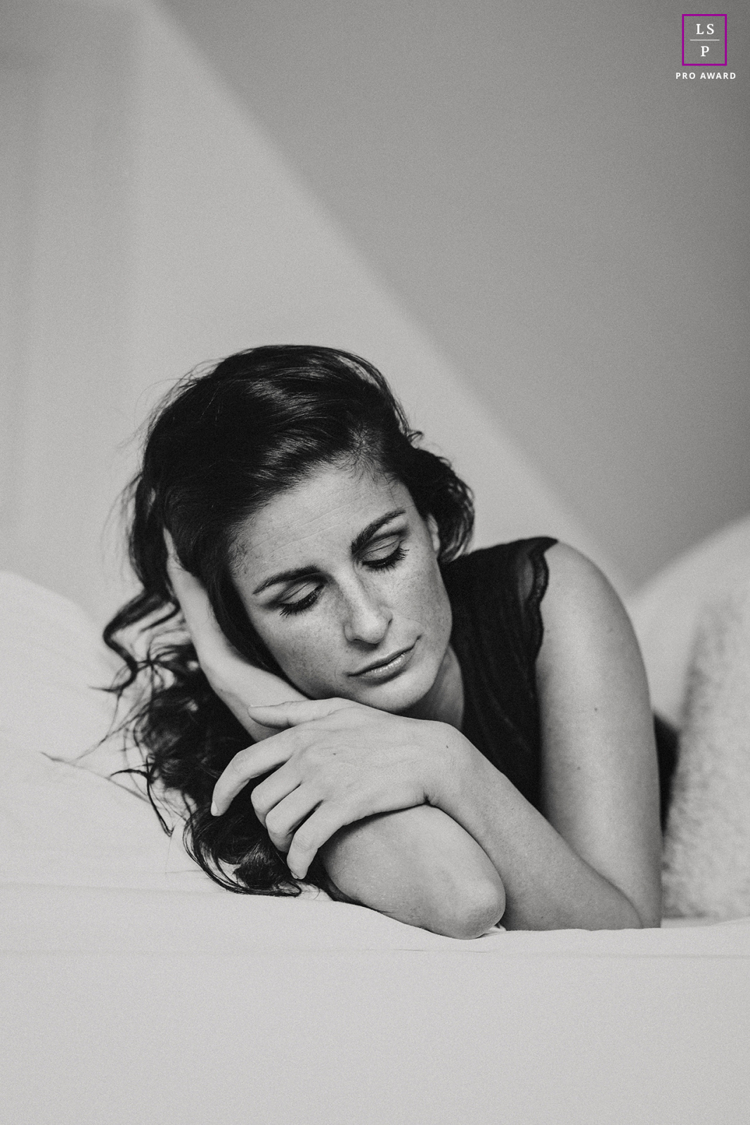 Serenidade introspectiva: um momento de autorreflexão em Colônia