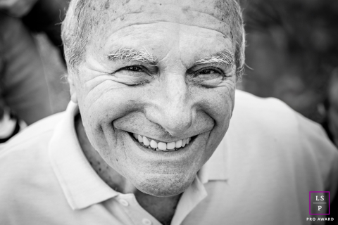 In Artix, this grandfather’s smile fills the frame with warmth, character, and lived experience. The black and white treatment and close composition highlight every expression line beautifully, turning a simple glance into something deeply human.
