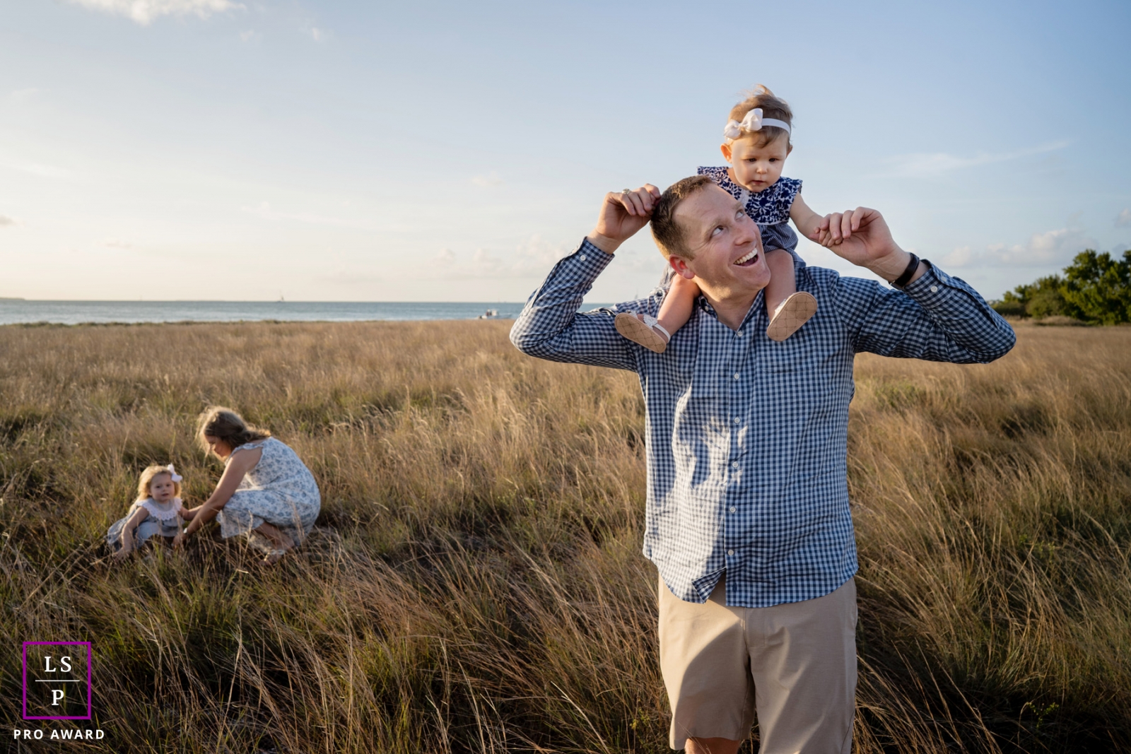 Key West Family Lifestyle Portrait Photography | Riding on dad's shoulders at the beach