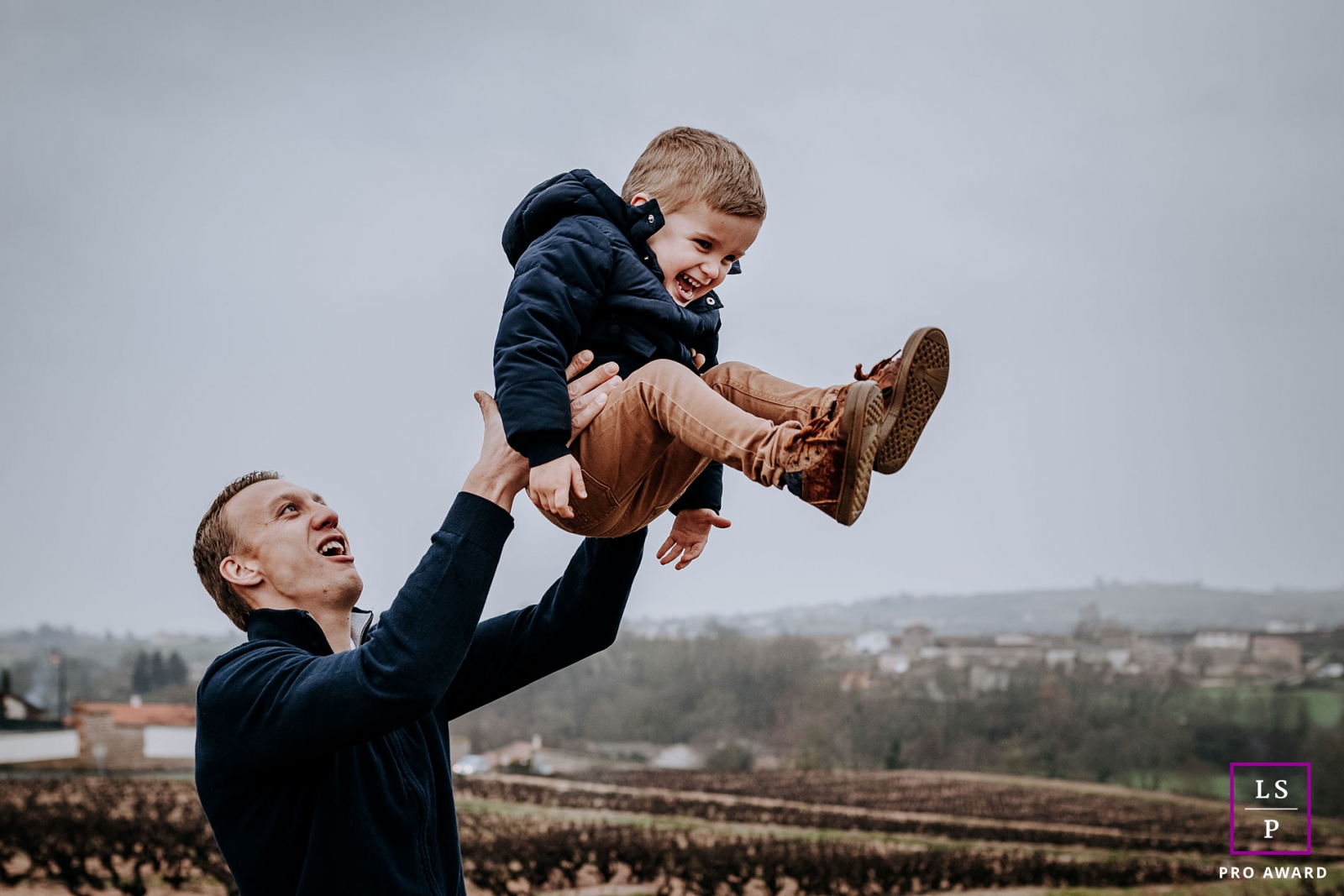 France Lifestyle Photographer created this artistic portrait of Flying with dad