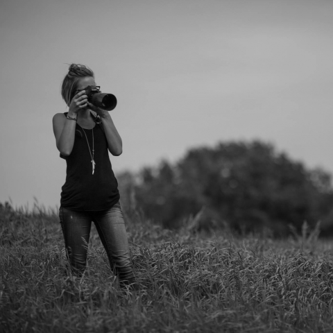 Ashley Soeder is a Saskatchewan Lifestyle Photographer