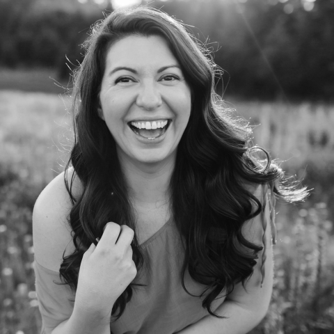 Lifestyle portrait of photographer Rebecca Lueck Becca of Jean Photography