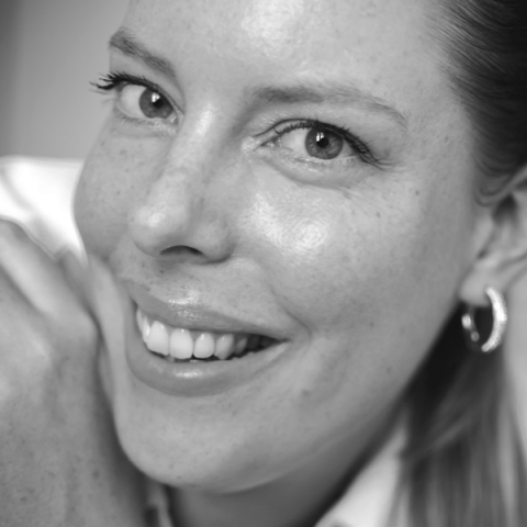 BW Portrait of Claire Wise - Lifestyle Photographer