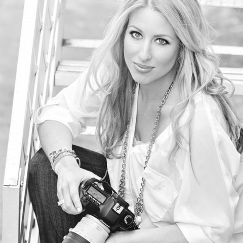 Emily Harris is a lifestyle photographer in Miami, Florida