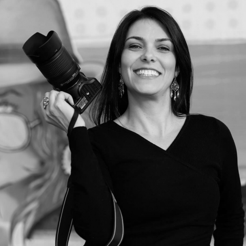 Outdoor portrait of Petropolis lifestyle photographer Agatha Rezende of Rio de Janeiro Brazil
