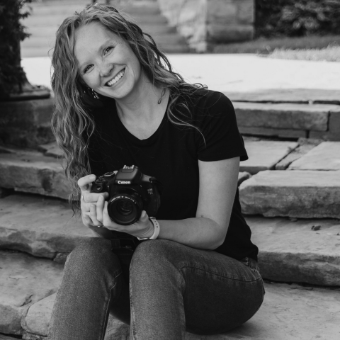 Portrait of Tayla Evenden, lifestyle family photographer based in Toronto, Ontario, creating authentic and emotional portraits for families in the GTA.