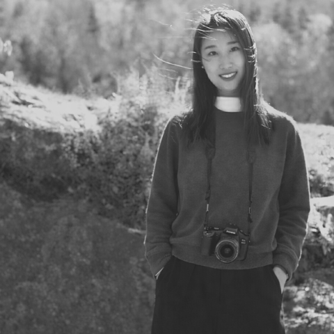 Portrait of Yingli Sun, Lifestyle Photographer in New Jersey Outdoor portrait of Yingli Sun, a lifestyle portrait and family photographer based in New Jersey, known for capturing authentic and heartfelt images for families and couples.